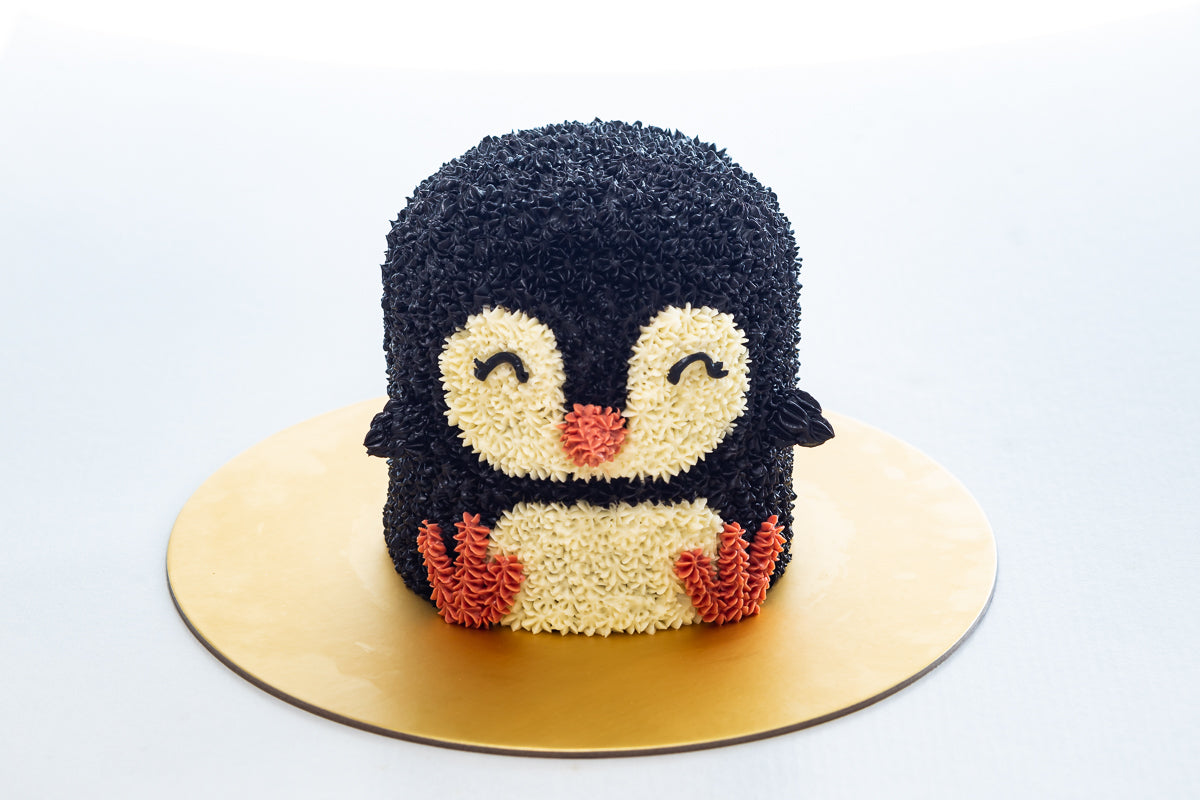 Order Baby Penguin Birthday Cake Half Kg Online at Best Price, Free  Delivery|IGP Cakes